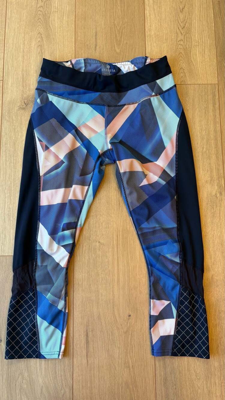 Athleta Sonar Capri Size M Electric Geo Print Athletic Leggings